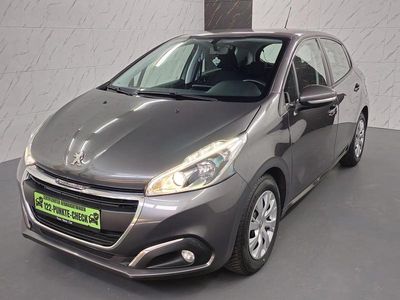 Grau Gebraucht 2019 Peugeot 208 Active Kleinwagen | 6.990 € (Etwas zu teuer)