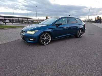 Gebraucht Seat Leon FR 150 PS (110 kW) 2016 Blau Limousine