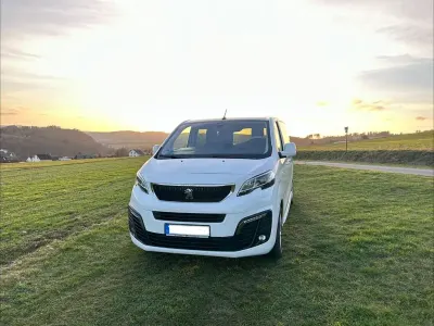Gebraucht Peugeot Traveller Allure 150 PS (110 kW) 2019 Weiß Van / Kleinbus