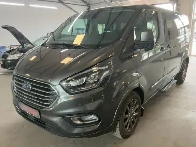 Gebraucht Ford Tourneo 185 PS (136 kW) 2021 Magnetic Van / Kleinbus