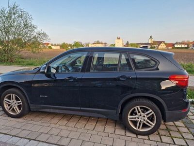 gebraucht BMW X1 sDrive18i -PDC*Park-Assistent*RKF*SHZ