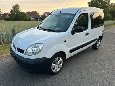 Gebraucht Renault Kangoo Authentique 58 PS (42 kW) 2004 Weiß Van / Kleinbus