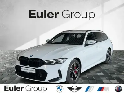Gebraucht BMW 330 Performance 286 PS (210 kW) 2024 Weiss Kombi