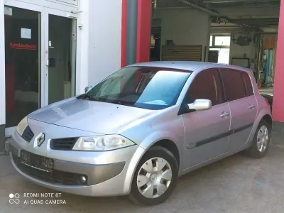 Gebraucht Renault Mégane Avantage 111 PS (81 kW) 2007 Grau Limousine