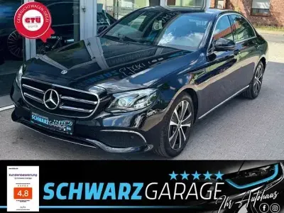 Gebraucht Mercedes E220 194 PS (142 kW) 2019 Schwarz Limousine