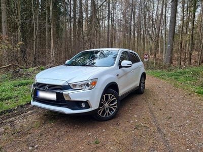 Gebraucht Mitsubishi ASX Diamant Edition 117 PS (86 kW) 2017 Weiß SUV