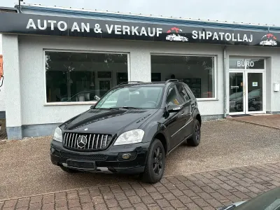 Gebraucht Mercedes ML320 224 PS (164 kW) 2006 Schwarz SUV
