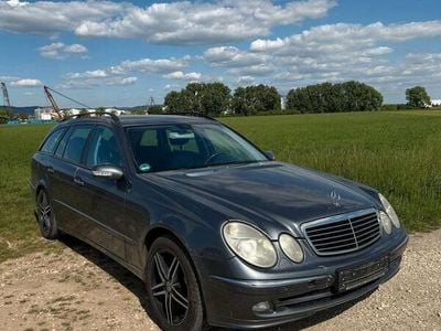 Mercedes E320