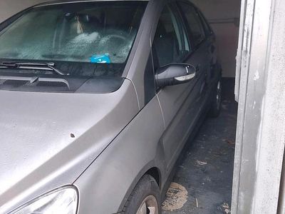 Grau Gebraucht 2007 Mercedes 200 Kleinwagen | 3.500 €