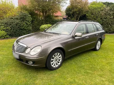 Gebraucht Mercedes E320 Elegance 224 PS (164 kW) 2008 Beige Kombi