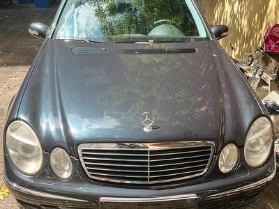 Mercedes E350