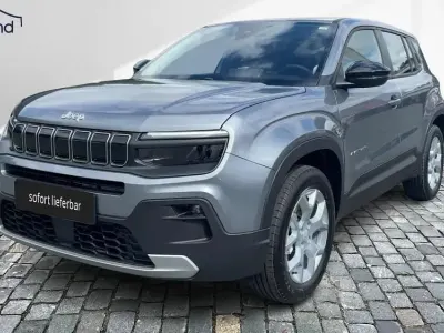 Nouă Jeep Avenger Altitude 101 CP (74 kW) 2025 Gri SUV
