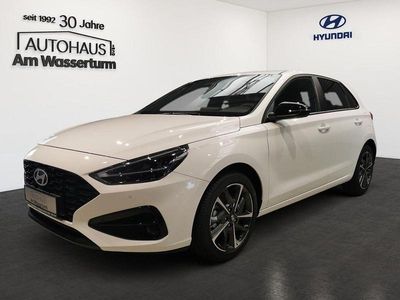 Atlas white / sol Gebraucht 2024 Hyundai i30 Advantage Limousine | 22.590 € (Fairer Preis)