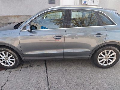 Gebraucht Audi Q3 140 PS (102 kW) 2012 Schwarz SUV