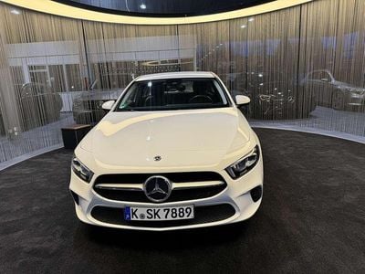 Gebraucht Mercedes A220 190 PS (139 kW) 2019 Weiß Kleinwagen