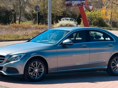 Gebraucht Mercedes C250 204 PS (150 kW) 2015 Silber Limousine