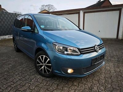 Gebraucht VW Touran Business 105 PS (77 kW) 2015 Blau Van / Kleinbus