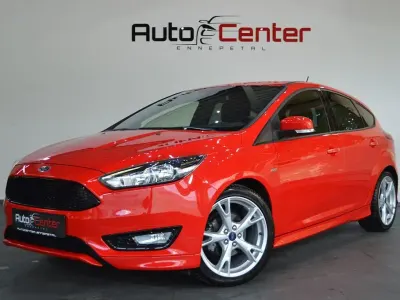 Usata Ford Focus ST-Line 184 CV (135 kW) 2015 Rosso Berlina