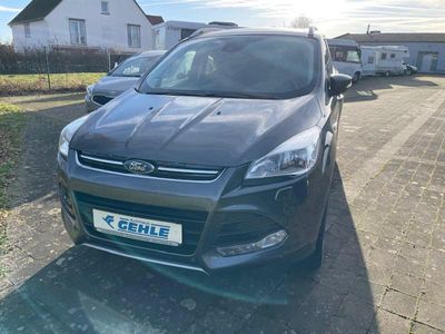 Grau Gebraucht 2015 Ford Kuga SUV | 10.950 € (Fairer Preis)