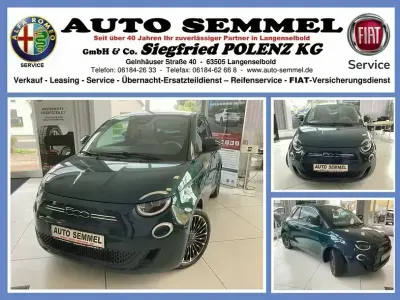 Gebraucht Fiat 500e La Prima 69 kW (95 PS) 2023 Grün Kleinwagen