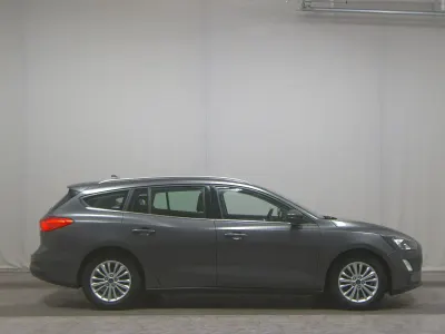 Używany Ford Focus Titanium 125 KM (91 kW) 2021 Szary Sedan/Limuzyna