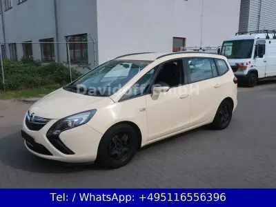Gebraucht Opel Zafira 131 PS (96 kW) 2015 Gelb Van / Kleinbus