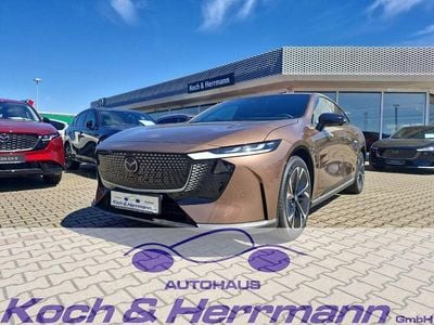 Nouă Mazda 6e Takumi-Line 189 kW (258 CP) 2026 Auriu Berlinǎ
