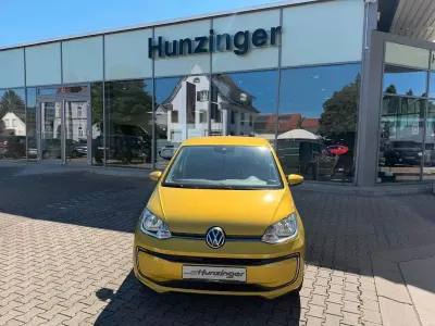 Gebraucht VW e-up! United 61 kW (83 PS) 2021 Gelb Kleinwagen