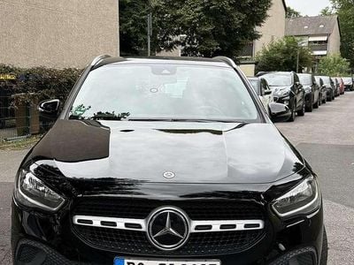 Mercedes GLA180
