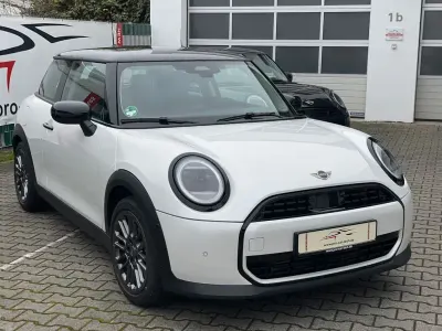 Usado Mini Cooper 156 HP (114 kW) 2024 Branco Citadino