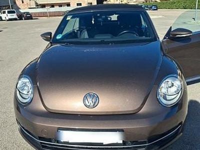 Gebraucht VW Beetle Cabriolet 105 PS (77 kW) 2014 Braun Cabrio