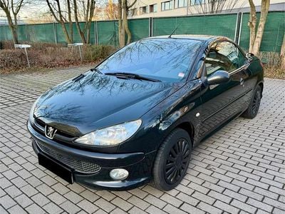 Gebraucht Peugeot 206 CC 109 PS (80 kW) 2006 Schwarz Cabrio