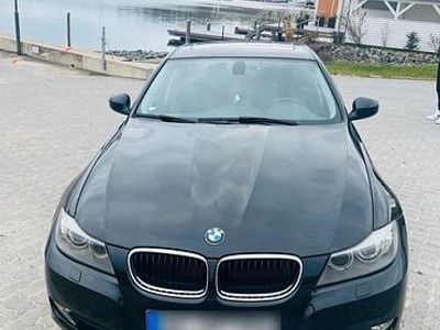 Schwarz Gebraucht 2010 BMW 318 Comfort Edition Limousine | 4.800 € (Guter Preis)