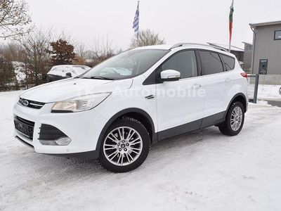 Gebraucht Ford Kuga Titanium 140 PS (102 kW) 2013 Weiß SUV
