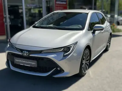 Gebraucht Toyota Corolla Team 179 PS (131 kW) 2022 Cosmicsilber metallic Limousine