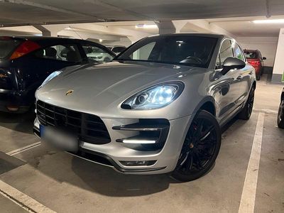 Porsche Macan Turbo