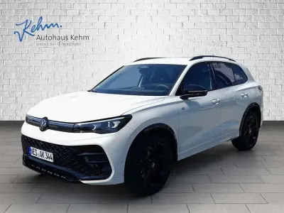 Gebraucht VW Tiguan R-line 193 PS (141 kW) 2026 Pure white SUV