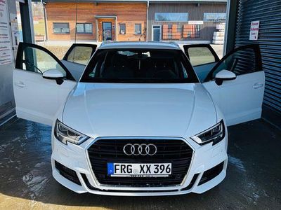 Gebraucht Audi A3 Ambiente 150 PS (110 kW) 2018 Weiß Limousine