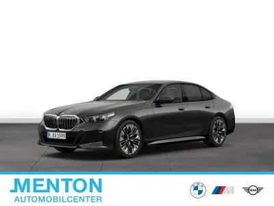 Gebraucht BMW 540 Sport Line 286 PS (210 kW) 2025 Grau Limousine