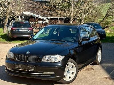 Gebraucht BMW 116 122 PS (89 kW) 2008 Schwarz Kleinwagen