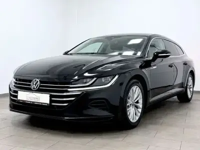 Usata VW Arteon 150 CV (110 kW) 2023 Nero Station wagon
