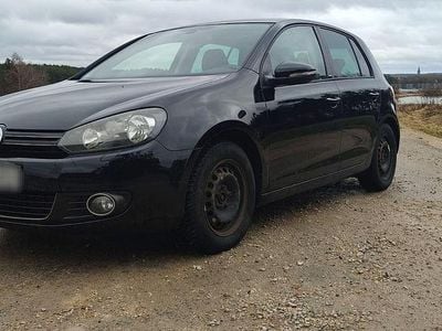 Gebraucht VW Golf VI 86 PS (63 kW) 2012 Schwarz Kleinwagen