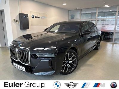 Gebraucht BMW 740 Sport Line 286 PS (210 kW) 2025 Schwarz Limousine