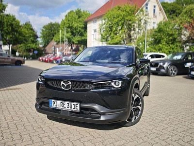 Jet black Gebraucht 2023 Mazda MX30 Makoto SUV | 25.200 € (Guter Preis)