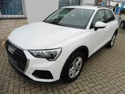 Używany Audi Q3 Sport 150 KM (110 kW) 2020 Biały SUV