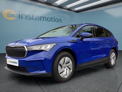 Blau Gebraucht 2023 Skoda Enyaq iV Loft SUV | 20.949 € (Guter Preis)