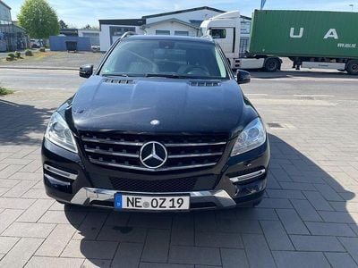 Gebraucht Mercedes ML350 306 PS (225 kW) 2013 Schwarz SUV
