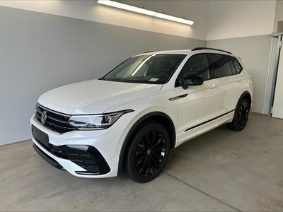 gebraucht VW Tiguan Allspace R-Line DSG 4Motion Pano+AHK+7 Sitzer