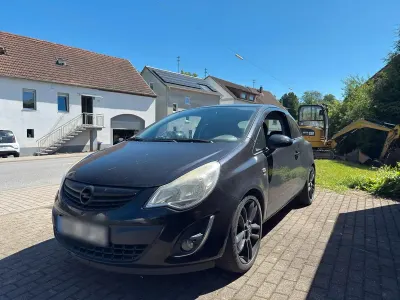 Gebraucht Opel Corsa Satellite 87 PS (63 kW) 2011 Schwarz Kleinwagen