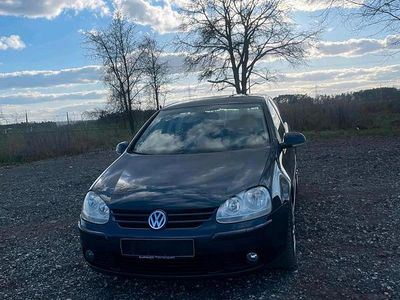 Gebraucht VW Golf V 105 PS (77 kW) 2006 Blau Kleinwagen